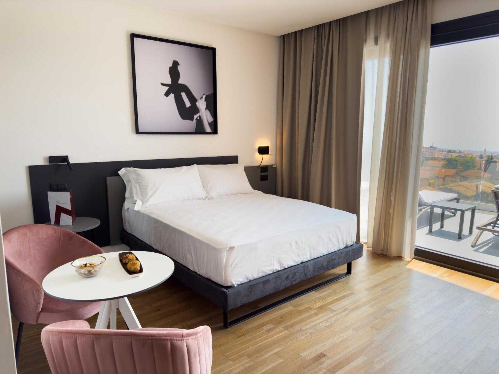Mon Luxury Rooms Spa 니콜로시 외부 사진
