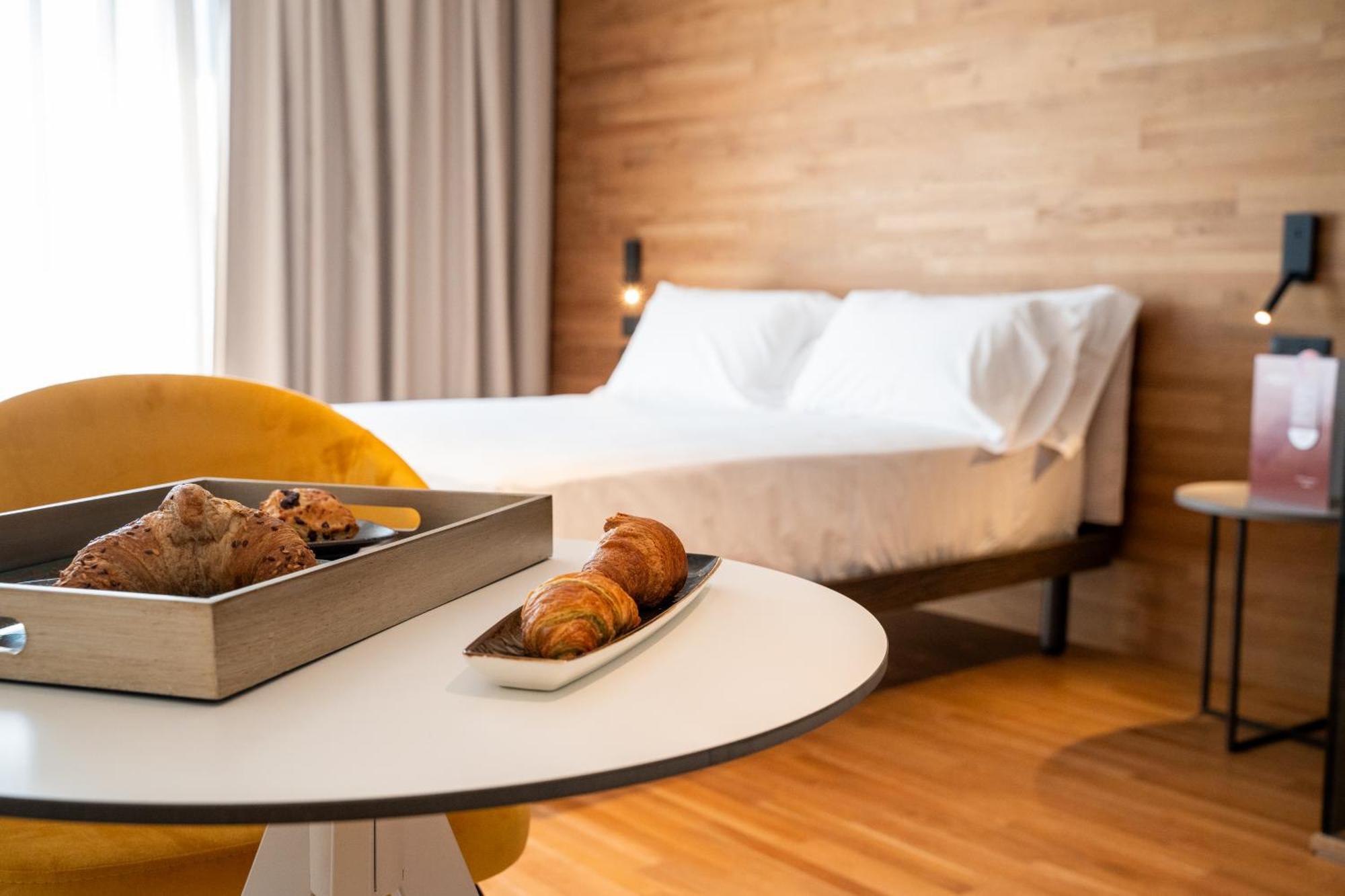 Mon Luxury Rooms Spa 니콜로시 외부 사진